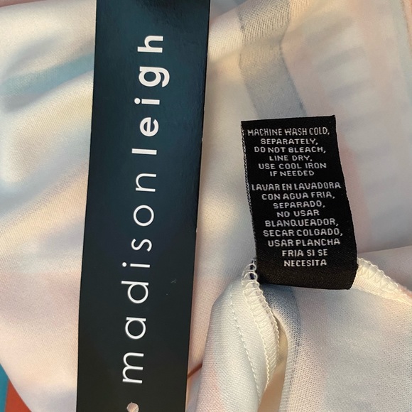 MADISON LEIGH Colorful dress 🌞🍊 - Picture 9 of 9